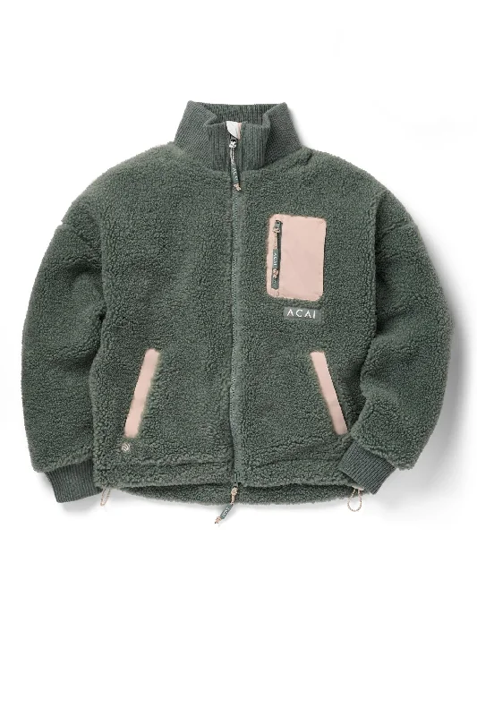 Refresh your wardrobe with stylish women’s outfits   Adventure Fleece - Lily Pad
