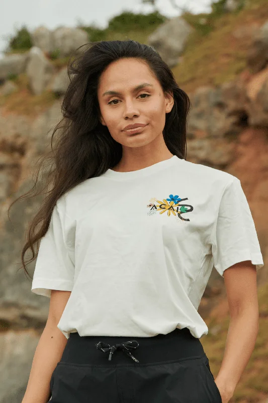 Affordable stylish women’s fashion collection   ACAI X Caroline Dowsett Outdoorsing Tee - Flowers