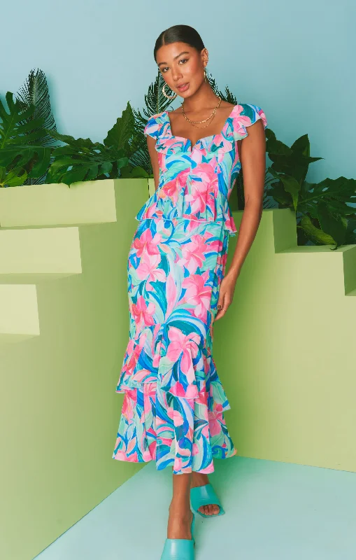 Trendy women’s clothing that suits every taste Reese Ruffle Dress ~ Hibiscus Punch Crinkle Trendy women’s clothing that suits every taste Reese Ruffle Dress ~ Hibiscus Punch Crinkle