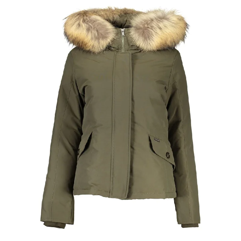 High-quality women’s wear for everyday elegance   Woolrich  Cotton Jackets & Women's Coat