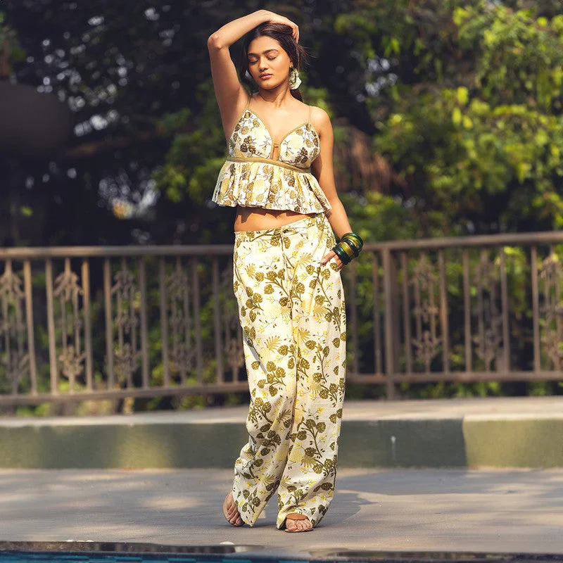 Elegant evening wear for special events   Kala Cotton Dress Set For Women | Pineapple Leaf Printed | Green